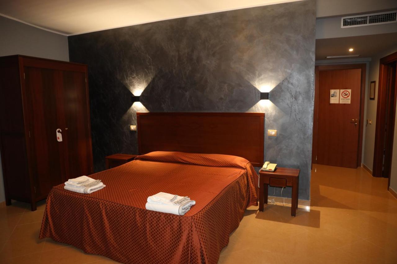 Citta Della Notte Hotel Augusta Exterior photo